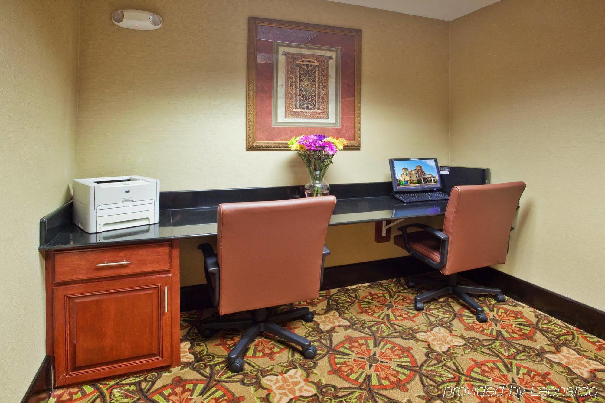 Holiday Inn Express & Suites Charlotte-Concord-I-85 By Ihg Exterior foto