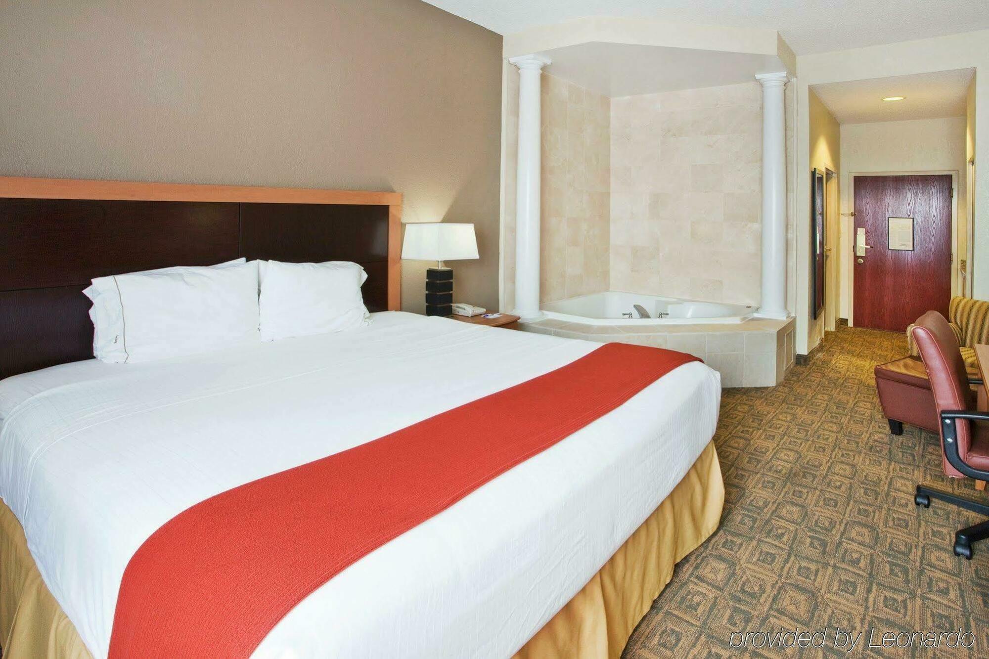 Holiday Inn Express & Suites Charlotte-Concord-I-85 By Ihg Exterior foto